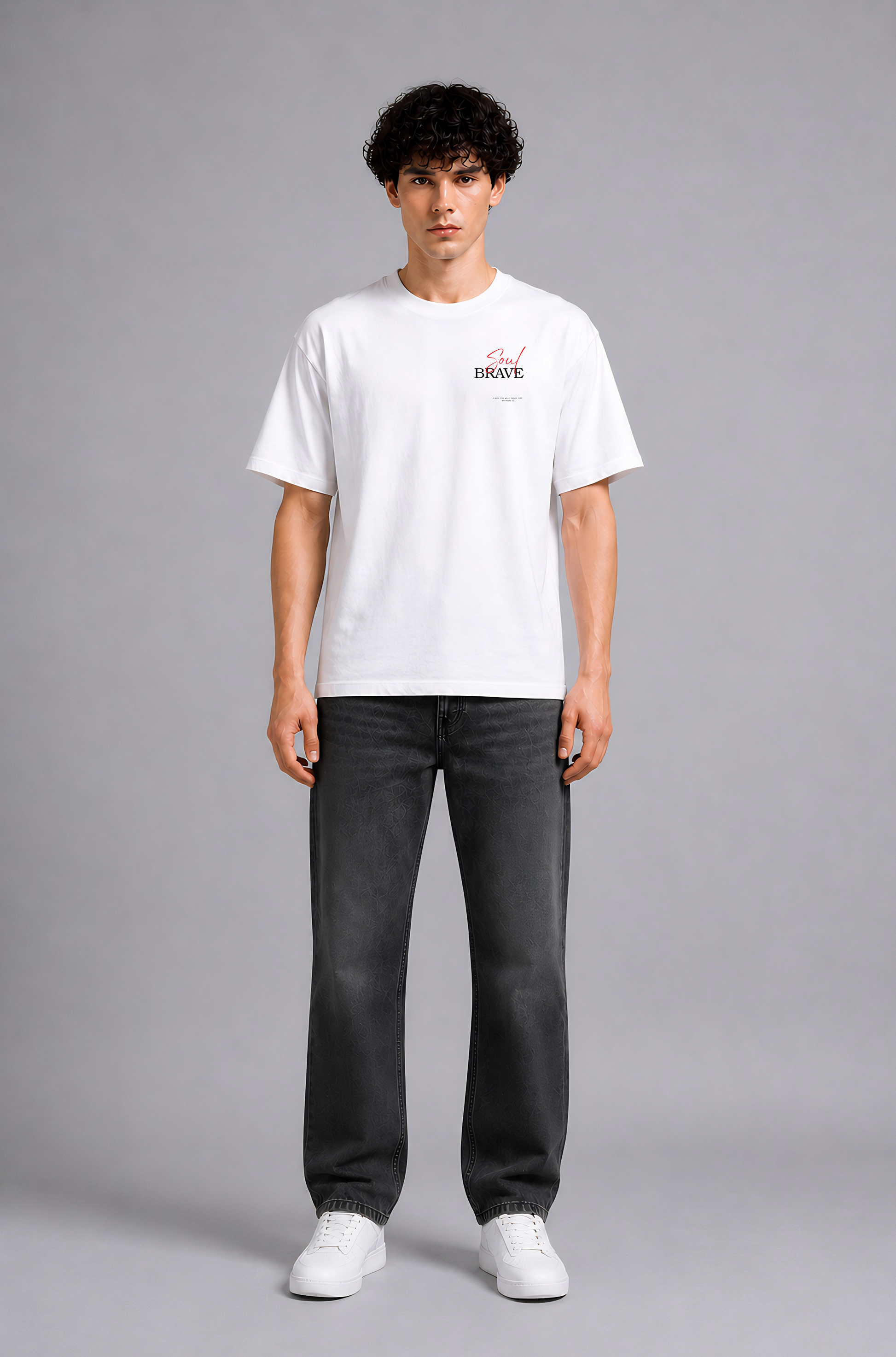 White graphic print oversized t-shirt men - front view
