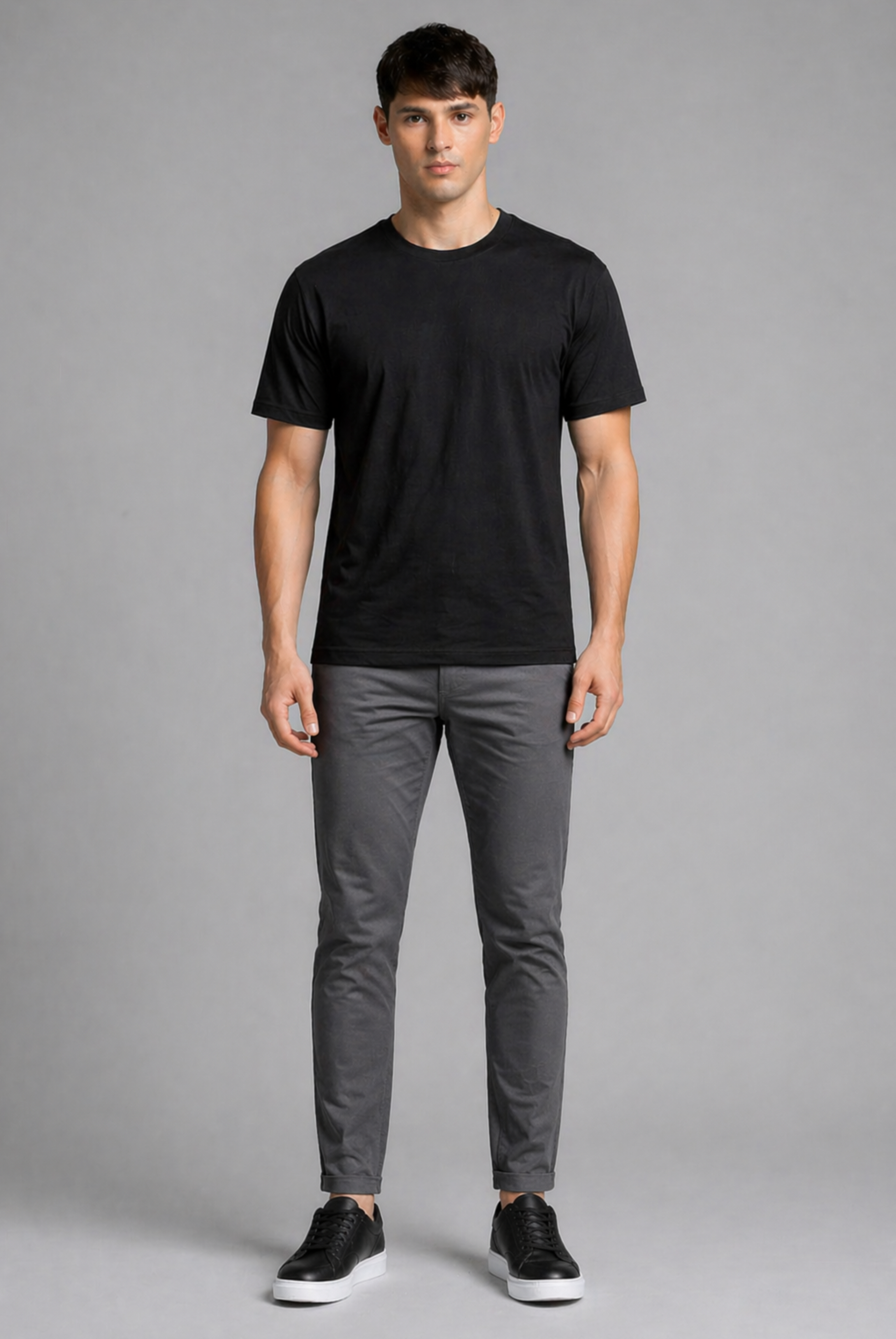 Black oversized t-shirt men - front view