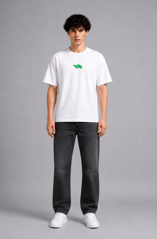 White turtle graphic oversized t-shirt men - front view