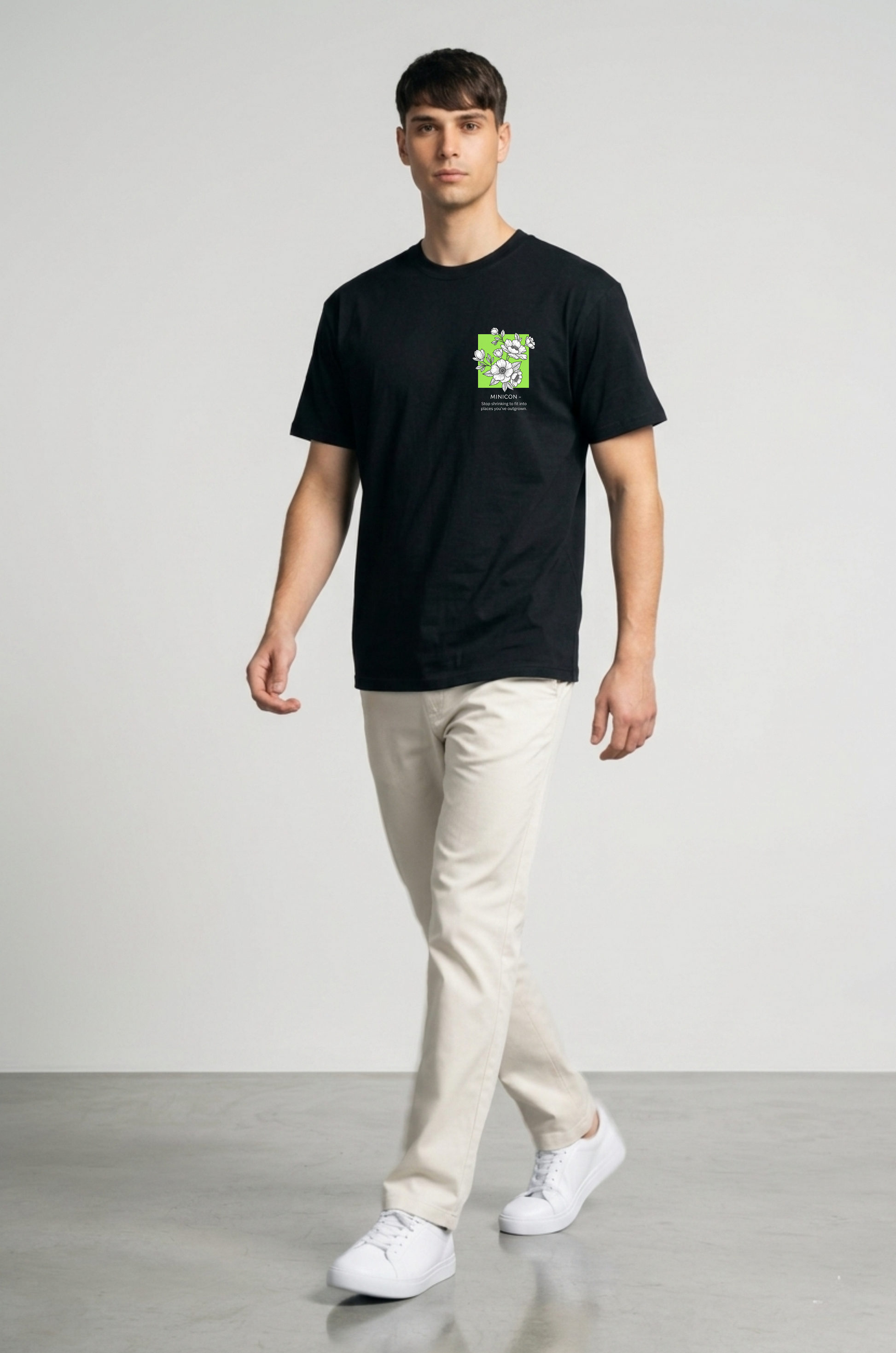 Black graphic print oversized t-shirt men - full body pose