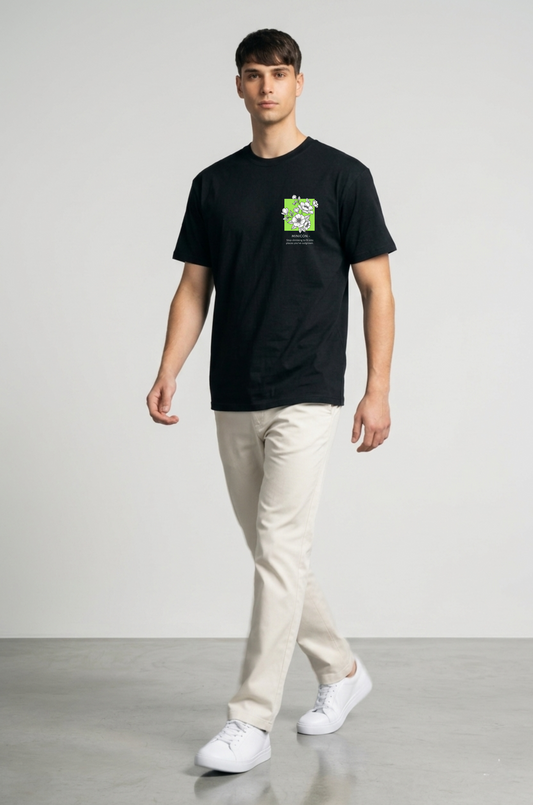 Black graphic print oversized t-shirt men - full body pose