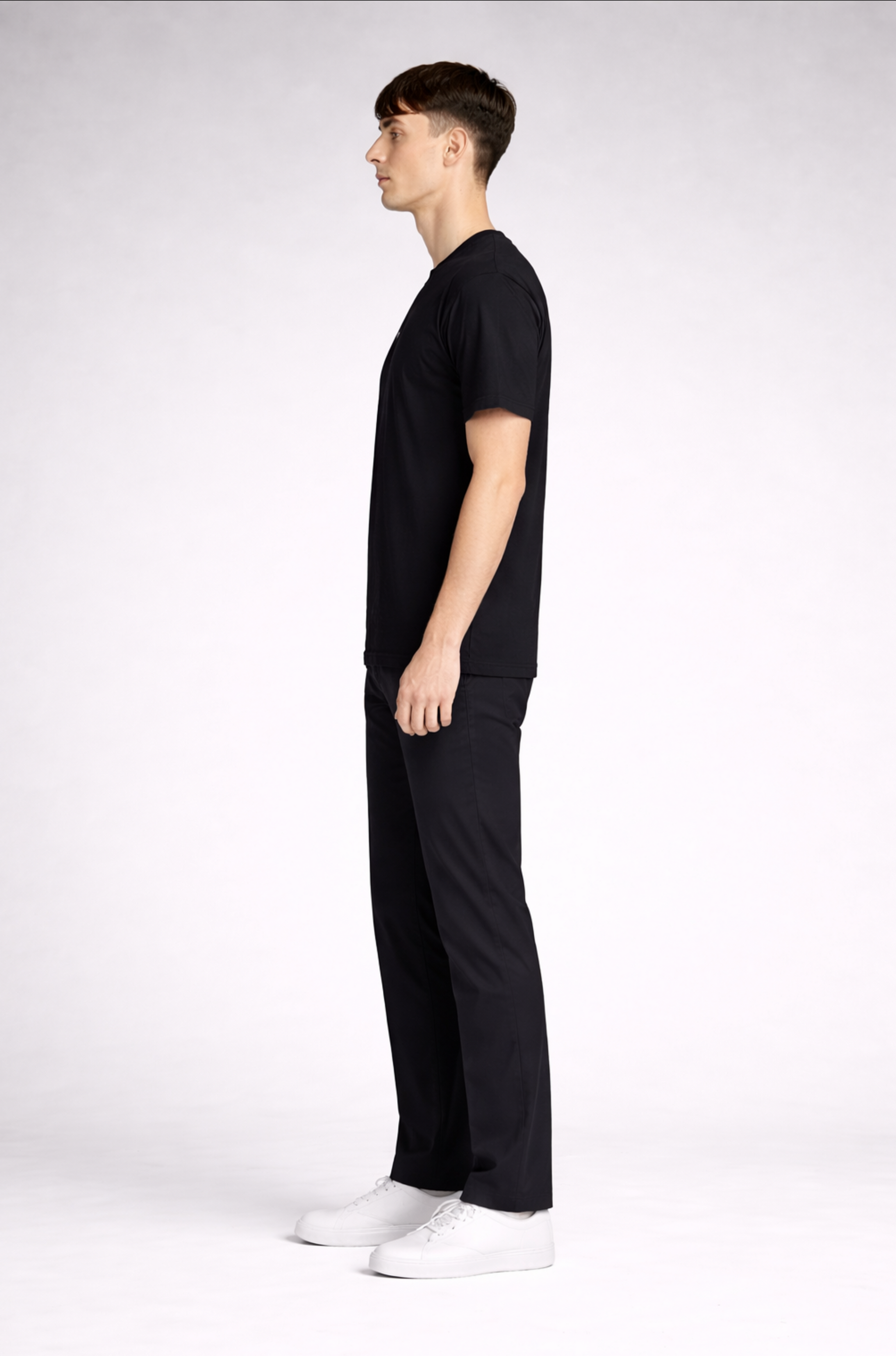 Black floral print oversized t-shirt men - side view