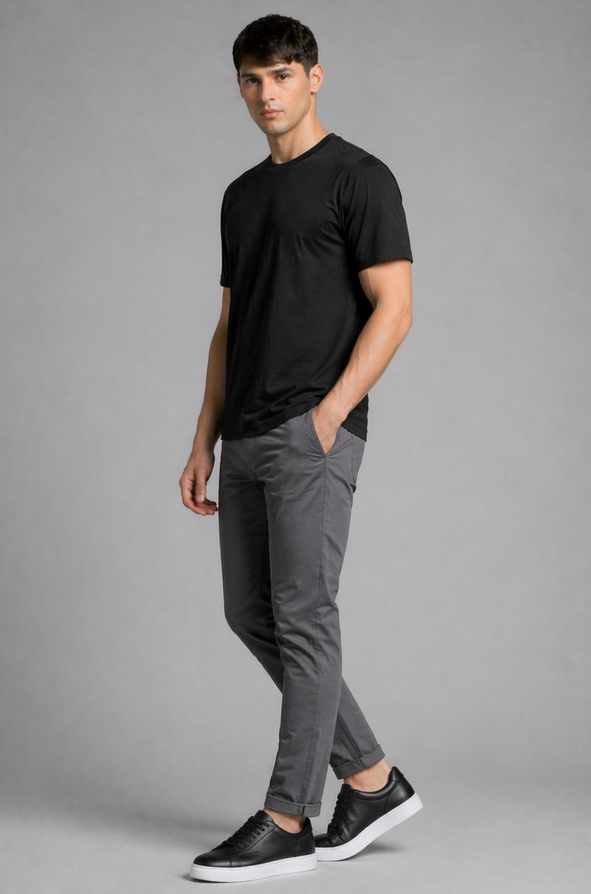 Black oversized t-shirt men - side view