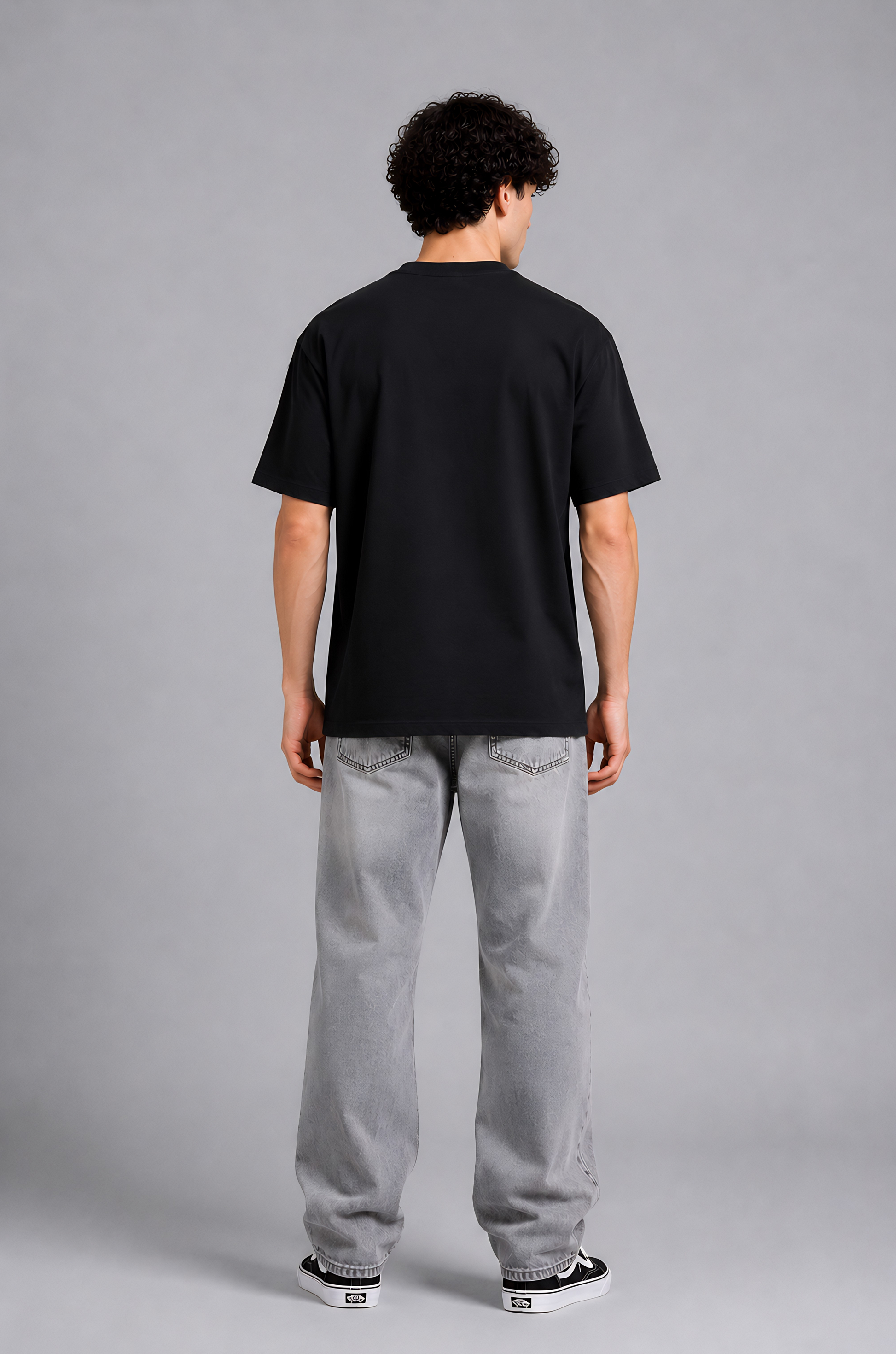 Black graphic print t-shirt men - back view